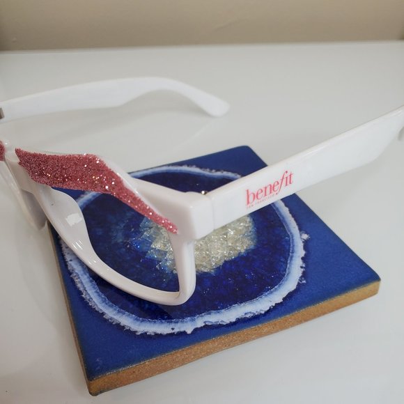 Fashion Benefit Glasses (FREE) - Picture 3 of 5